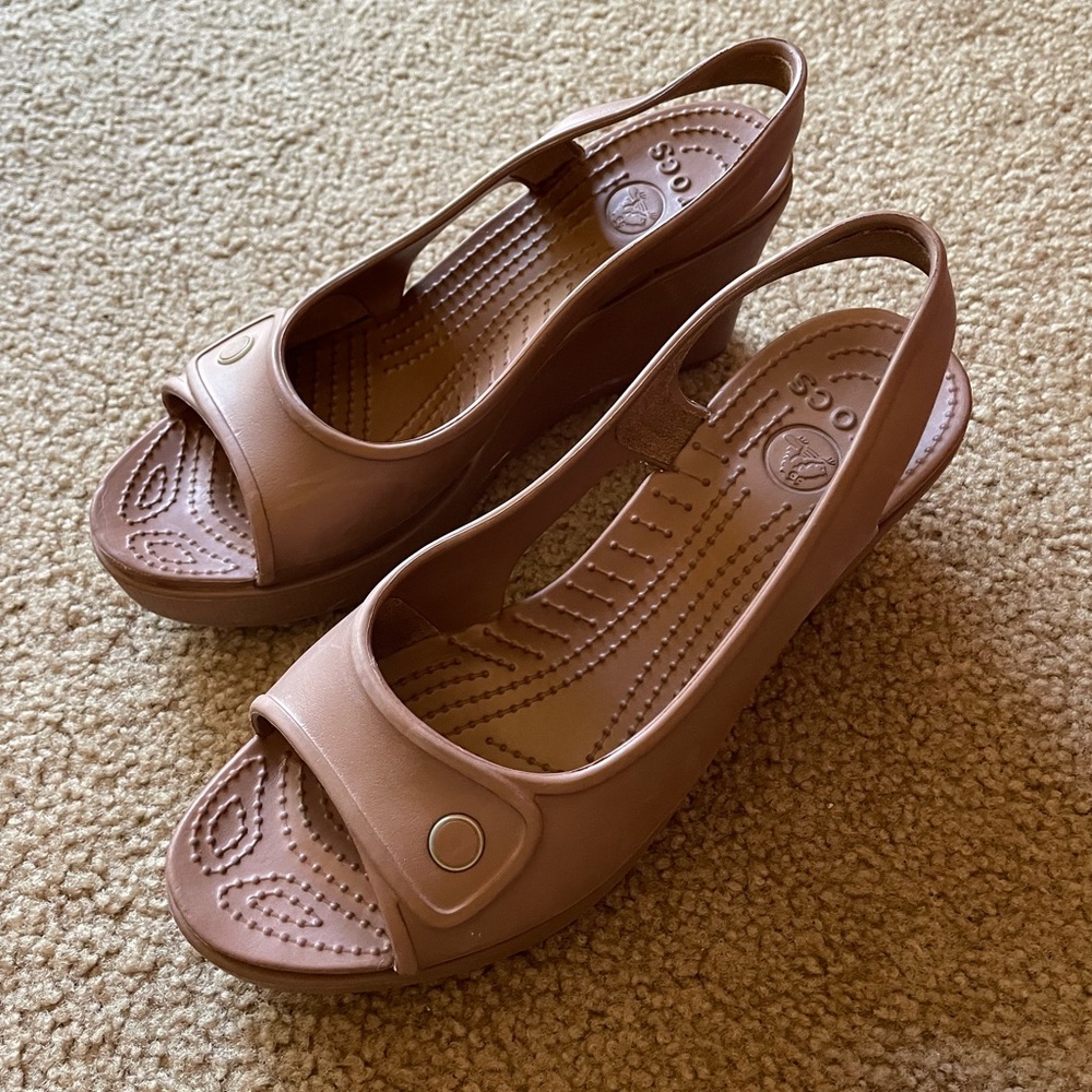 Crocs Slingback Wedge Sandals 7